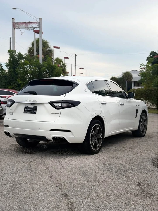 2019 Maserati Levante - Image 3 of 13