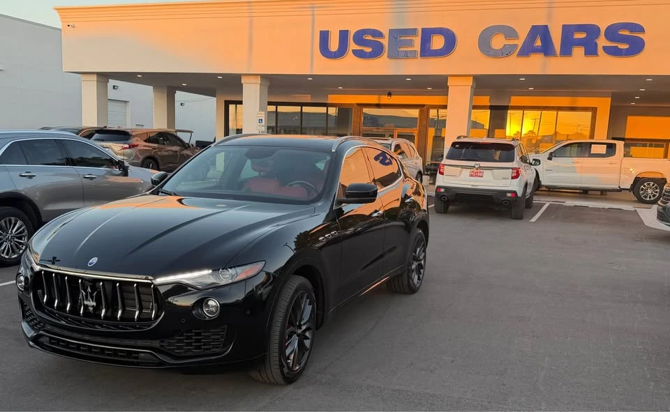 2019 Maserati Levante - Image 2 of 7