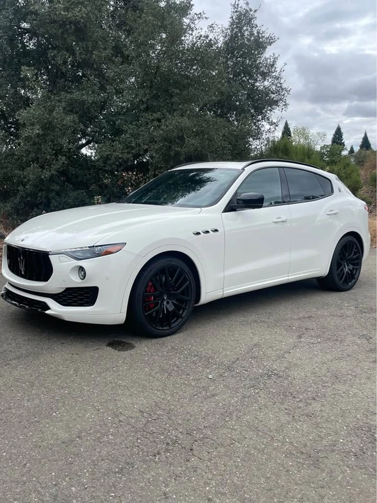 2019 Maserati Levante - Image 2 of 13