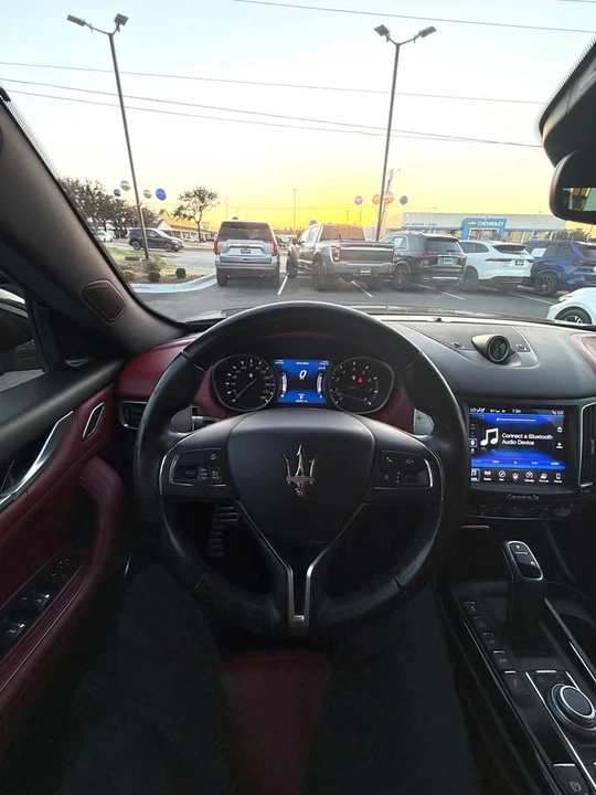 2019 Maserati Levante - Image 6 of 7