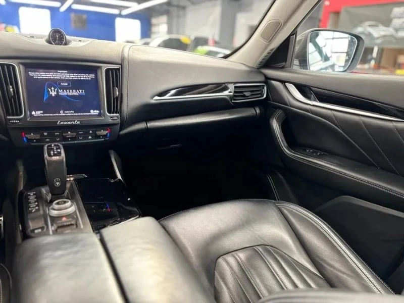 2019 Maserati Levante - Image 6 of 12