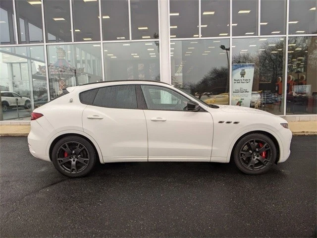 2019 Maserati Levante - Image 8 of 12