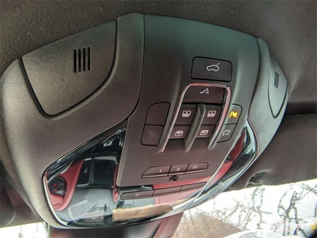 2019 Maserati Levante - Image 18 of 21