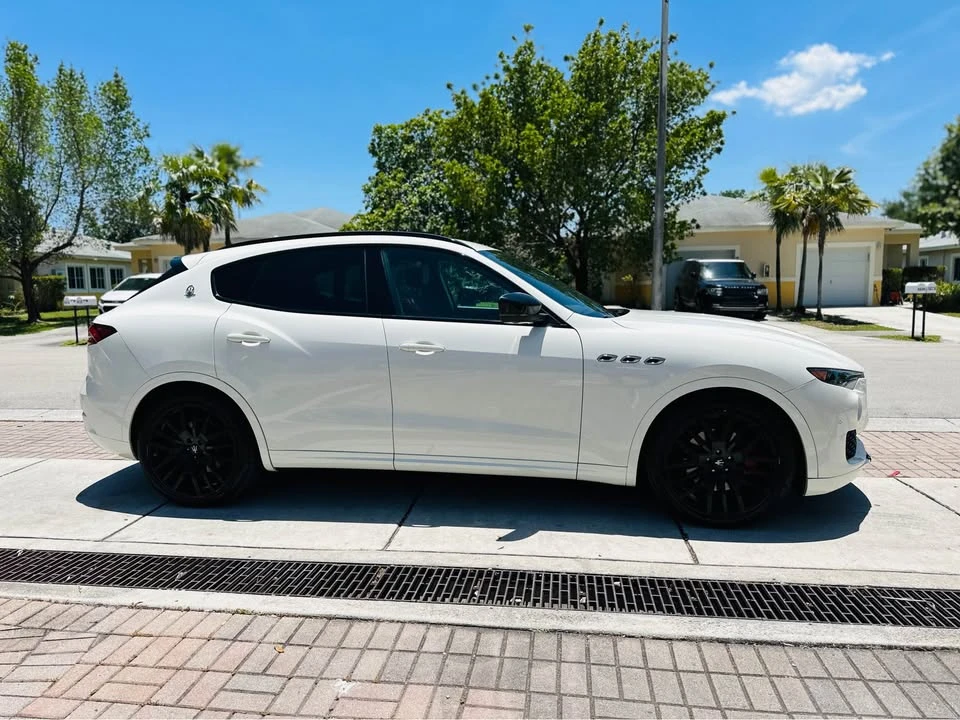 2019 Maserati Levante - Image 12 of 18