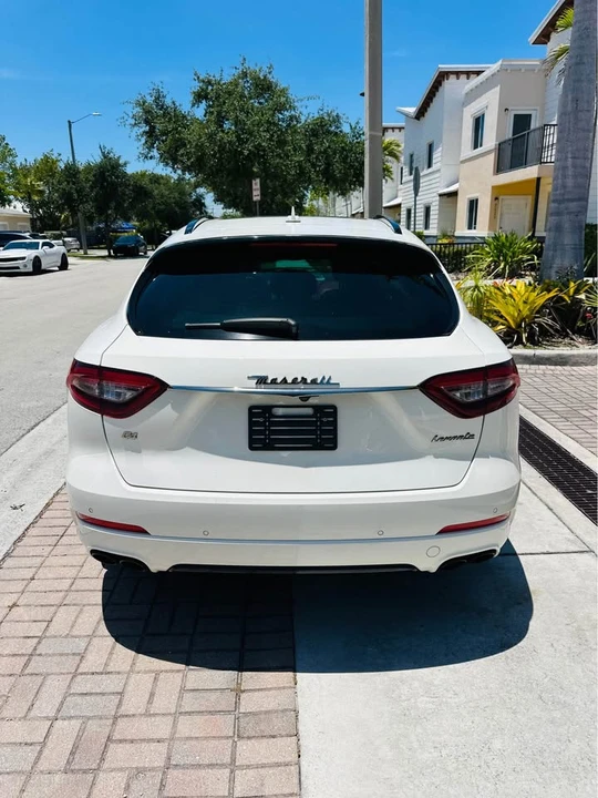 2019 Maserati Levante - Image 14 of 18