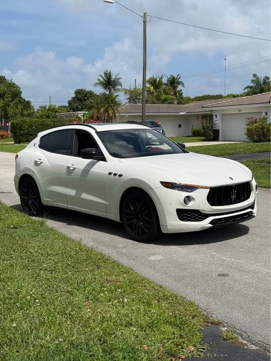 2019 Maserati Levante - Image 2 of 14
