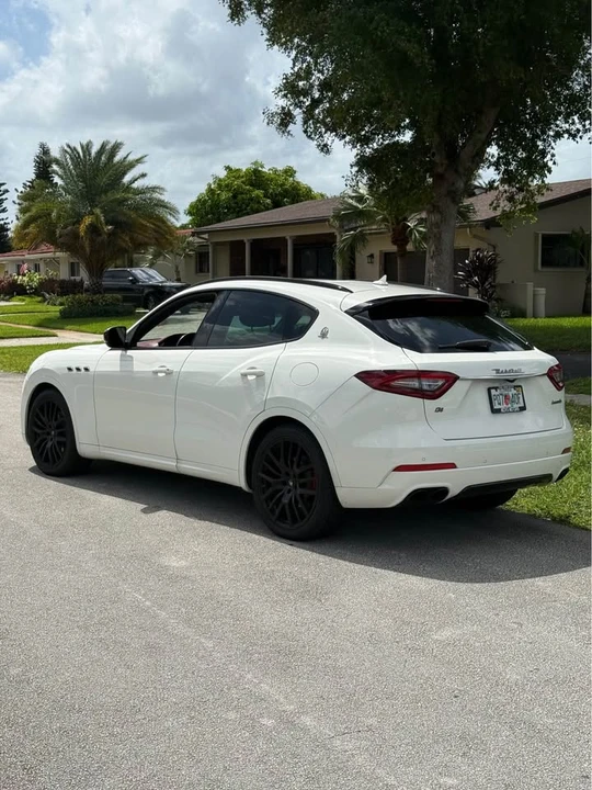 2019 Maserati Levante - Image 7 of 14