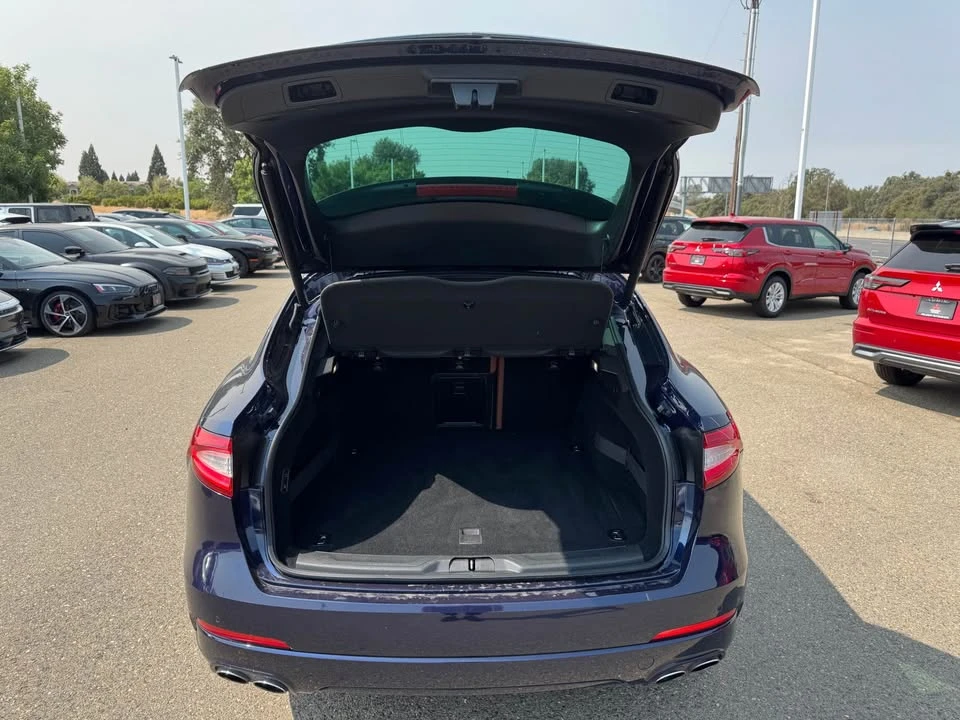2019 Maserati Levante - Image 9 of 9