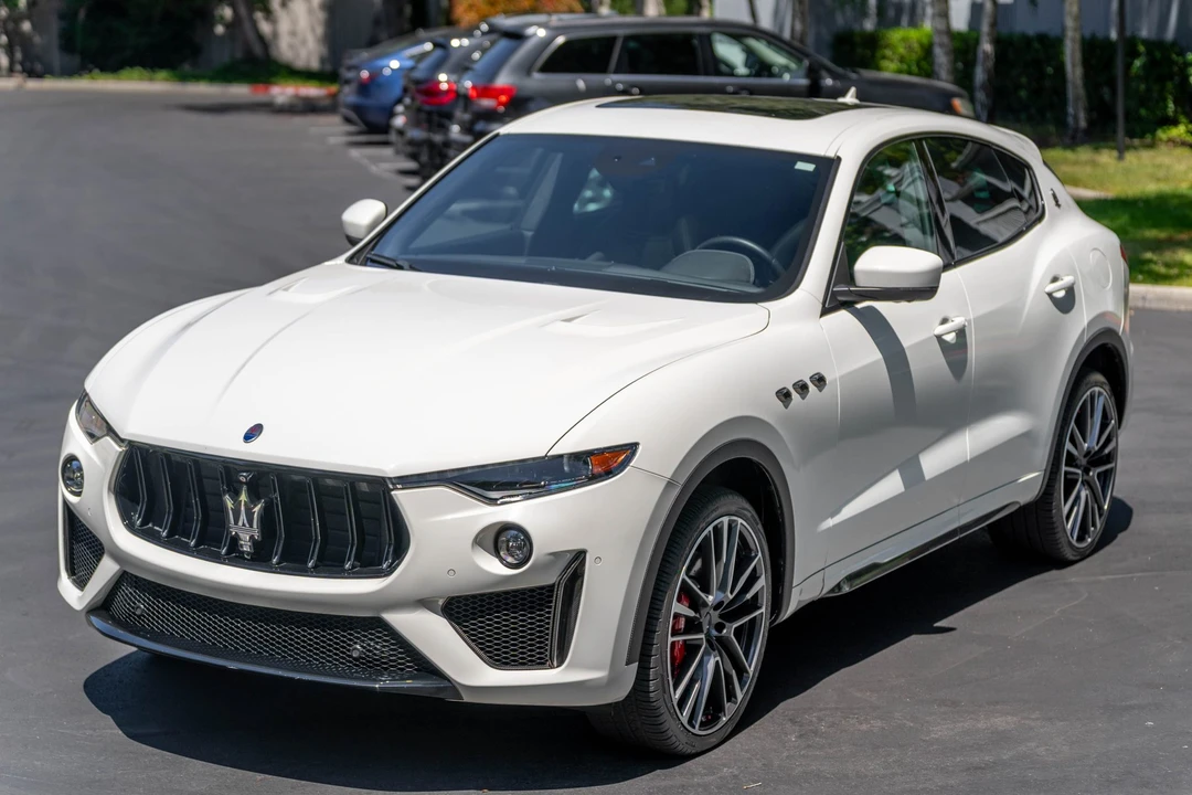 2019 Maserati Levante Trofeo - Image 2 of 31