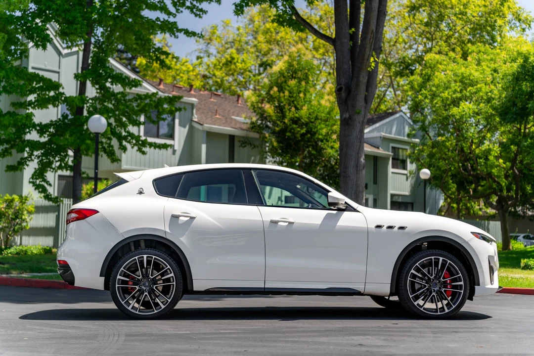 2019 Maserati Levante Trofeo - Image 5 of 31
