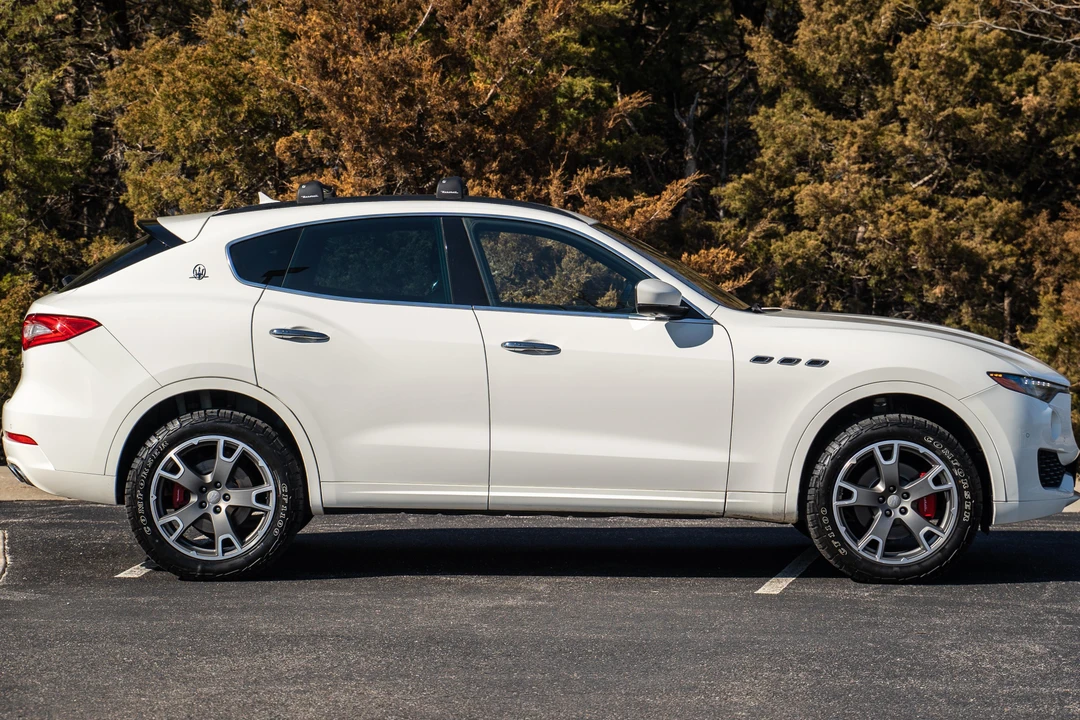 2019 Maserati Levante - Image 3 of 31
