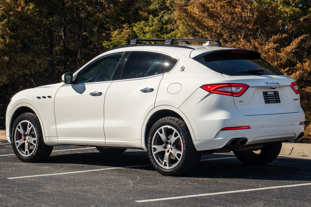 2019 Maserati Levante - Image 4 of 31