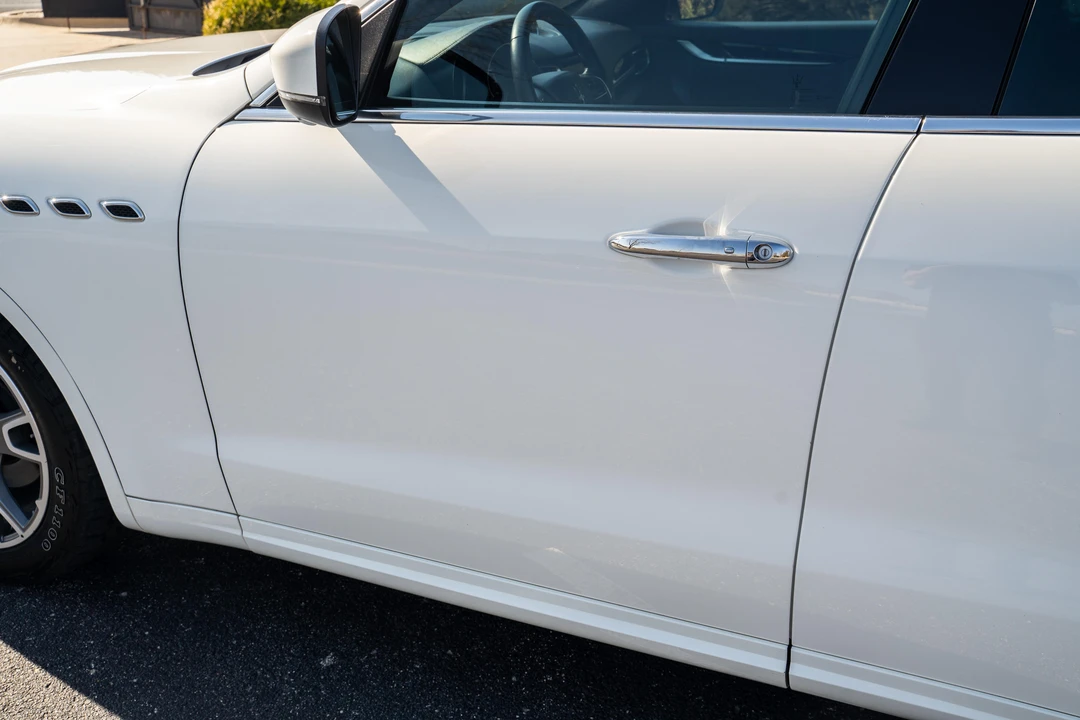 2019 Maserati Levante - Image 16 of 31
