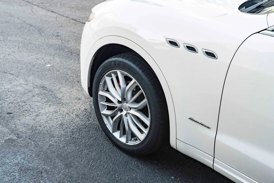 2019 Maserati Levante - Image 17 of 20