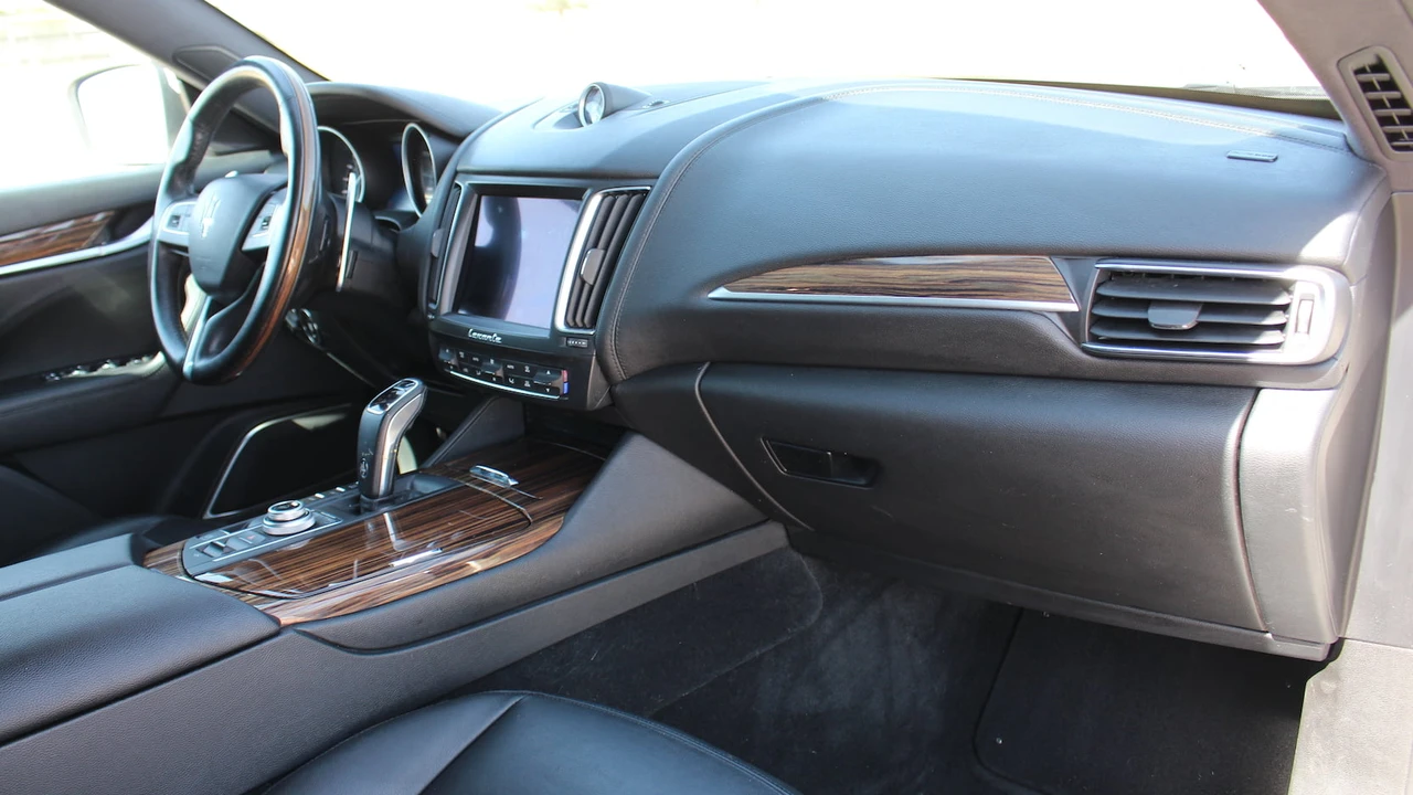 2019 Maserati Levante - Image 6 of 31