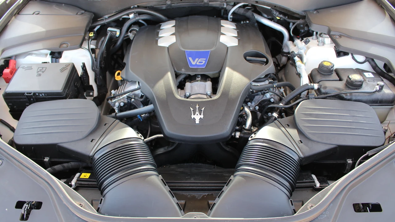 2019 Maserati Levante - Image 10 of 31