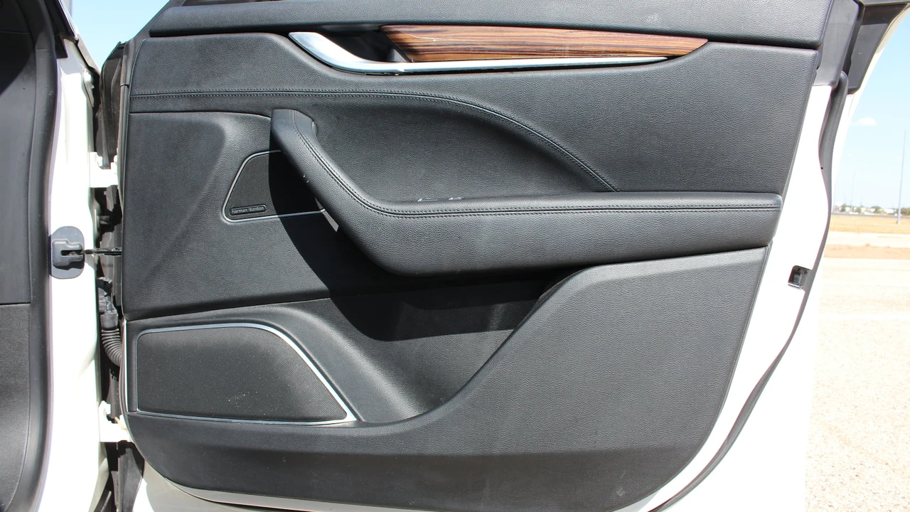 2019 Maserati Levante - Image 22 of 31