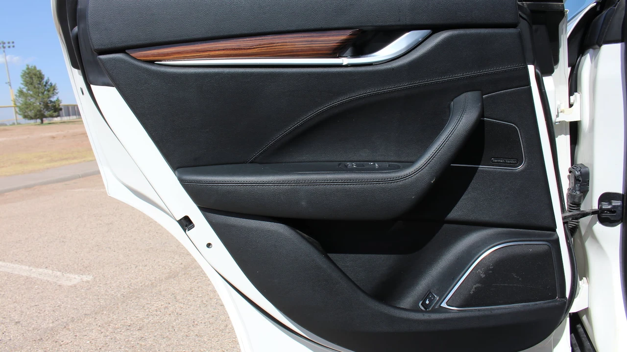 2019 Maserati Levante - Image 24 of 31
