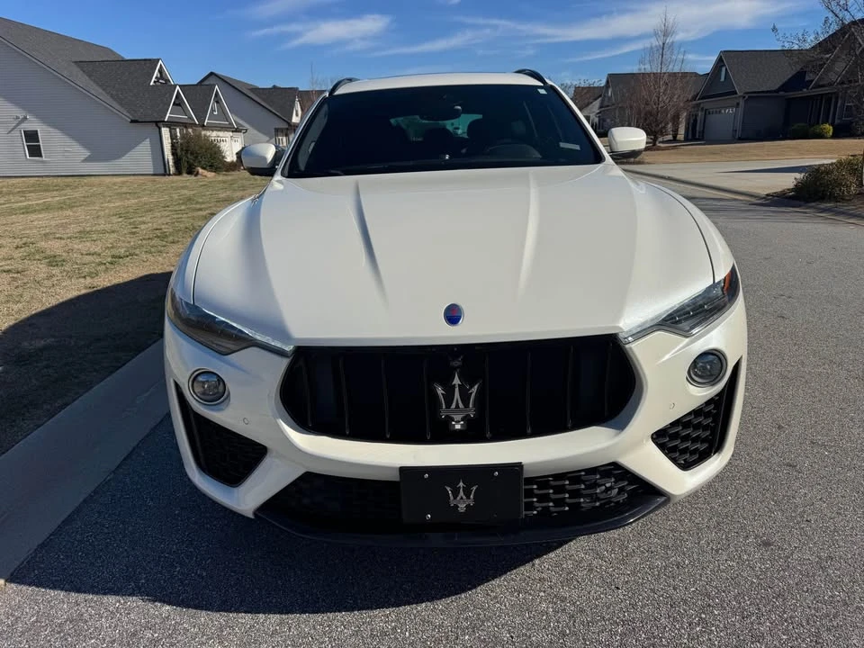 2019 Maserati Levante - Image 2 of 15