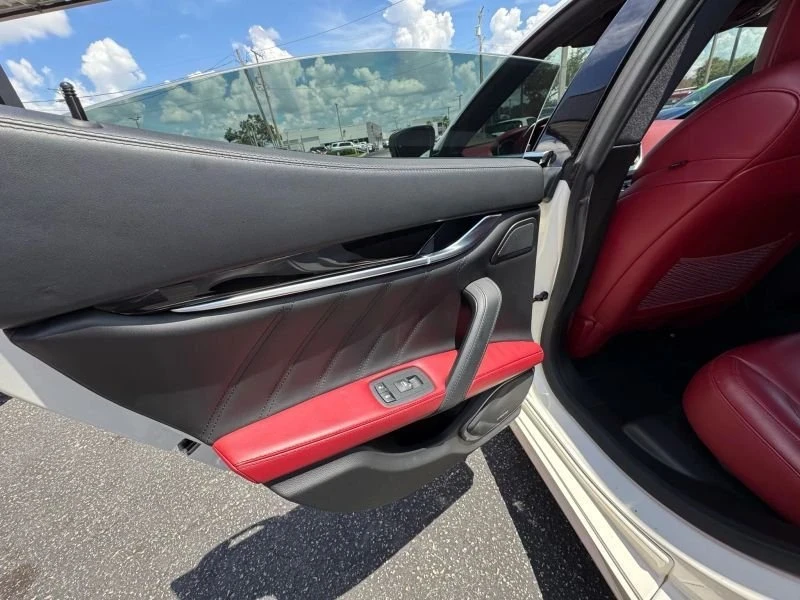 2019 Maserati Ghibli 3rd Gen - Image 16 of 18