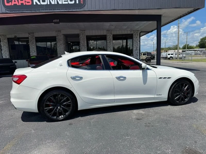 2019 Maserati Ghibli 3rd Gen - Image 4 of 18