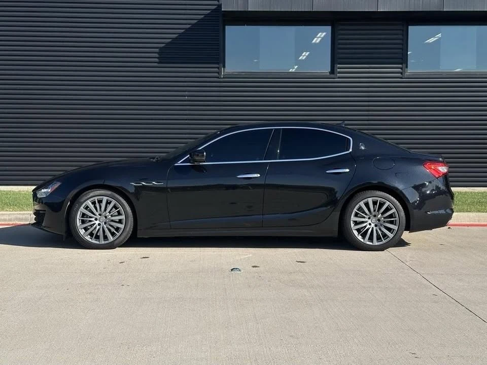 2019 Maserati Ghibli 3rd Gen - Image 2 of 17