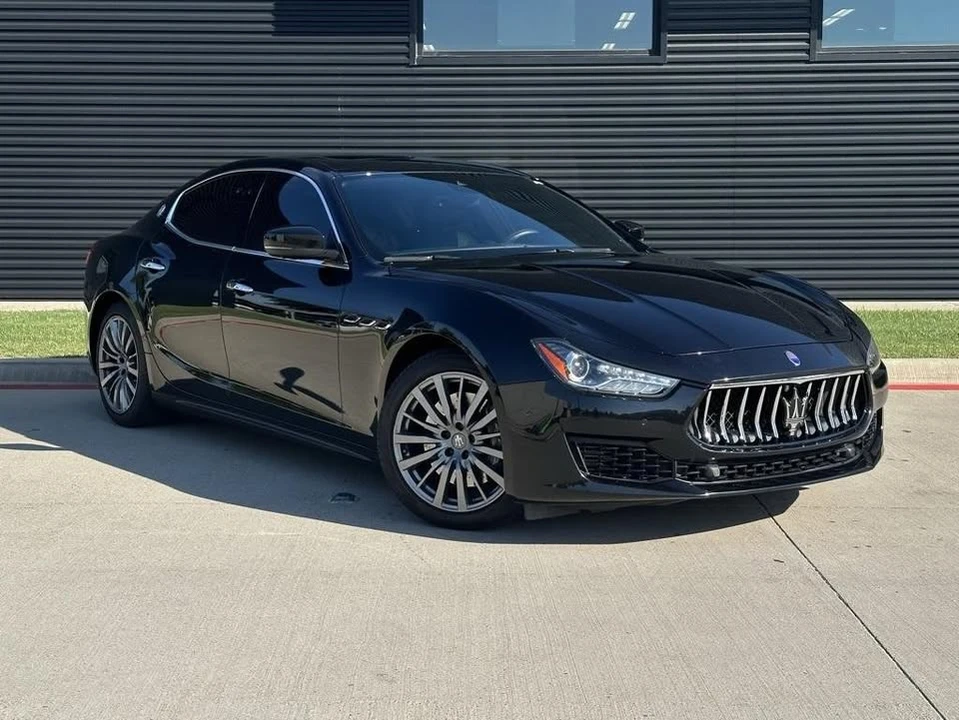 2019 Maserati Ghibli 3rd Gen - Image 5 of 17