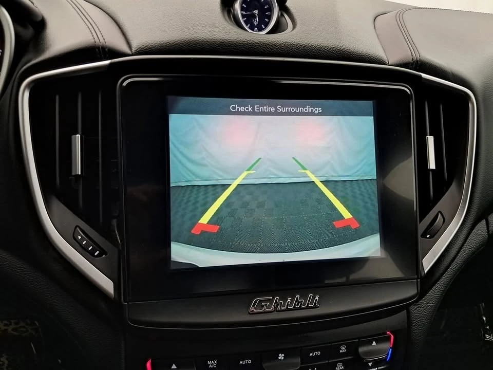 2019 Maserati Ghibli 3rd Gen - Image 17 of 20