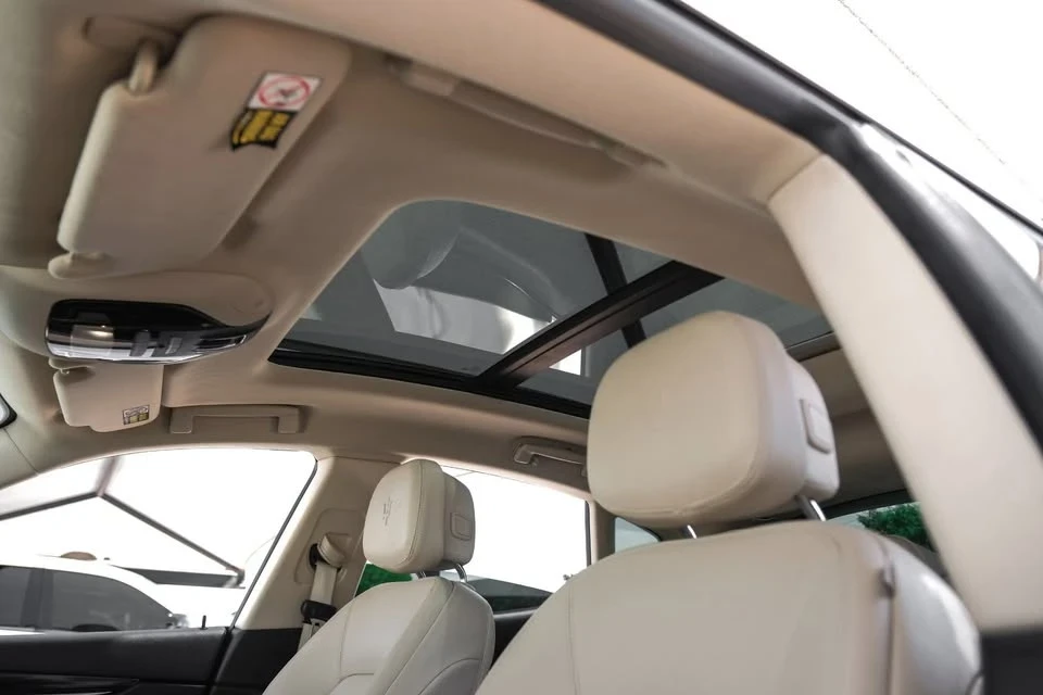 2019 Maserati Levante - Image 5 of 14