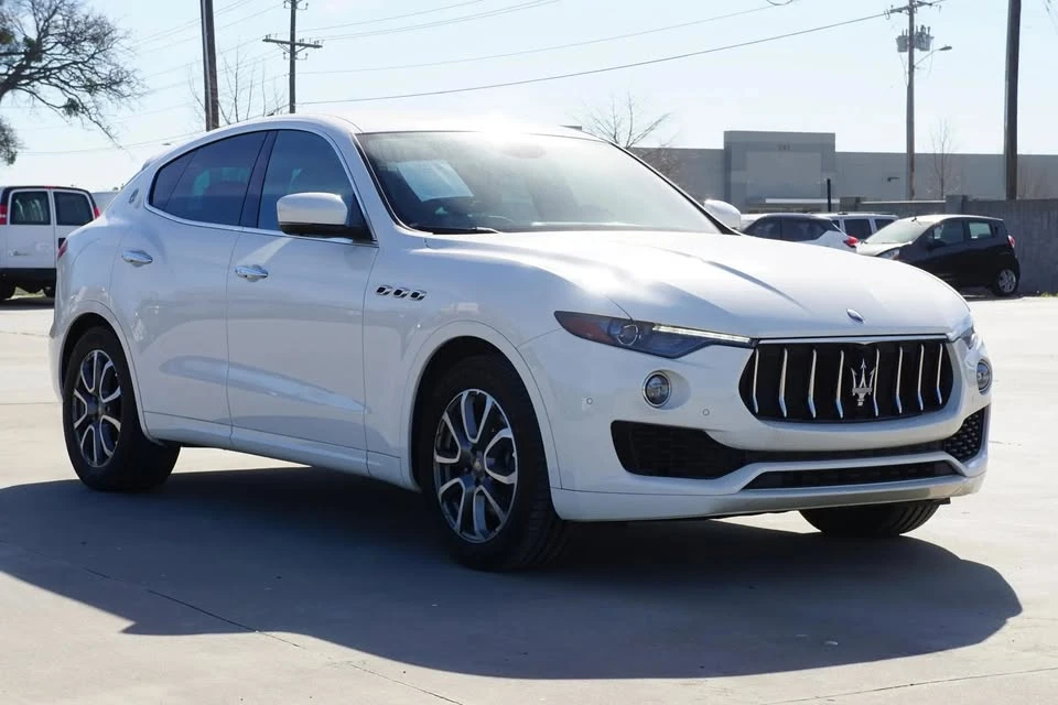2019 Maserati Levante - Image 2 of 12