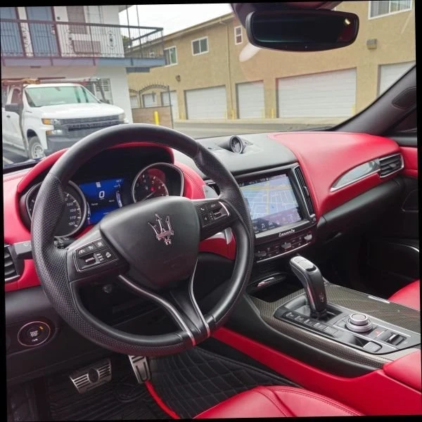 2019 Maserati Levante - Image 12 of 20