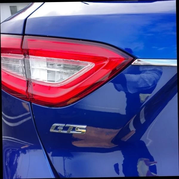 2019 Maserati Levante - Image 7 of 20