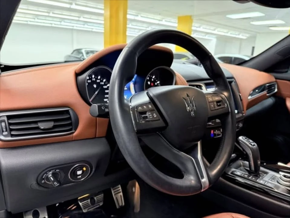 2019 Maserati Levante - Image 6 of 20