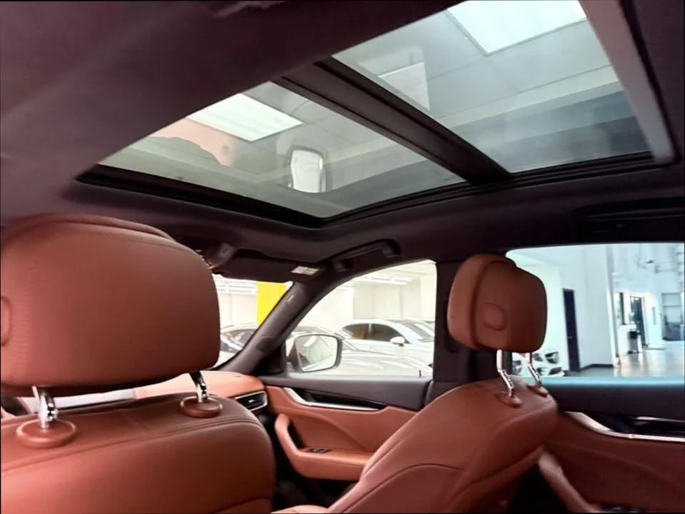 2019 Maserati Levante - Image 17 of 20
