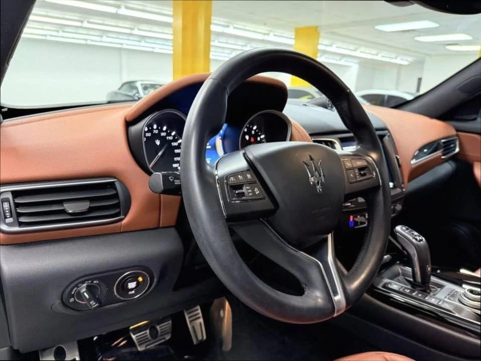 2019 Maserati Levante - Image 6 of 20