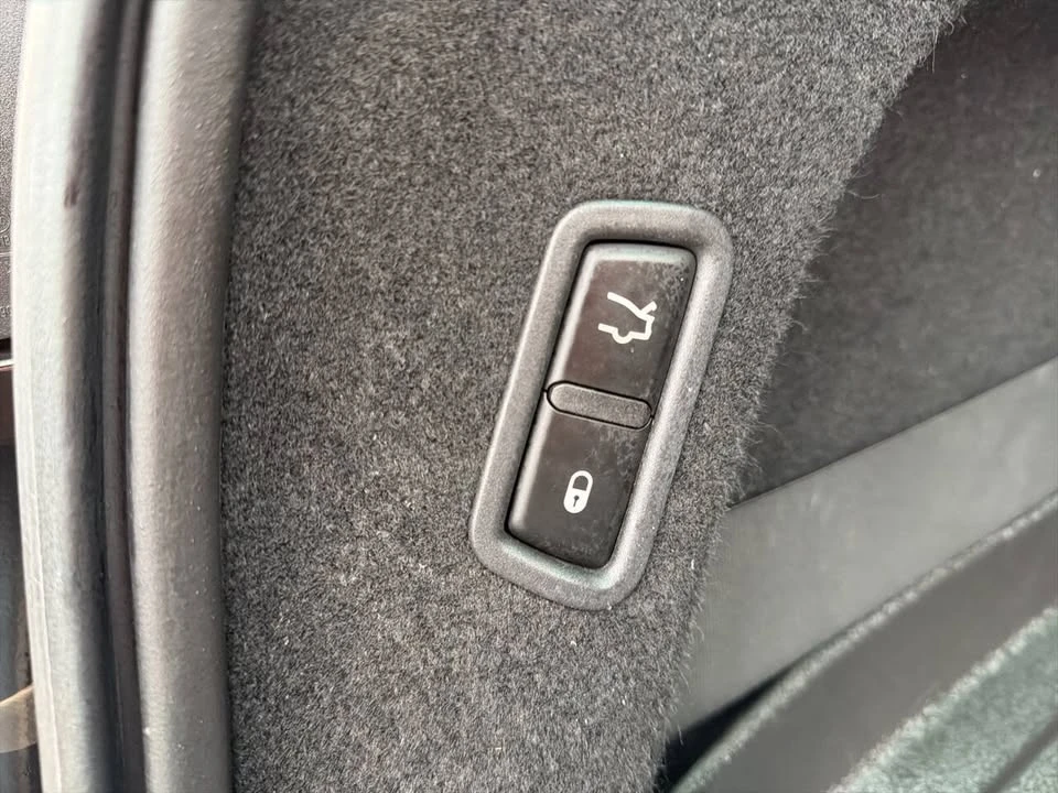 2019 Maserati Levante - Image 11 of 20