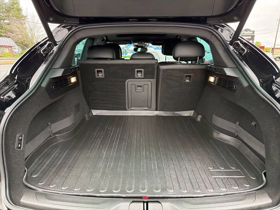 2019 Maserati Levante - Image 9 of 20