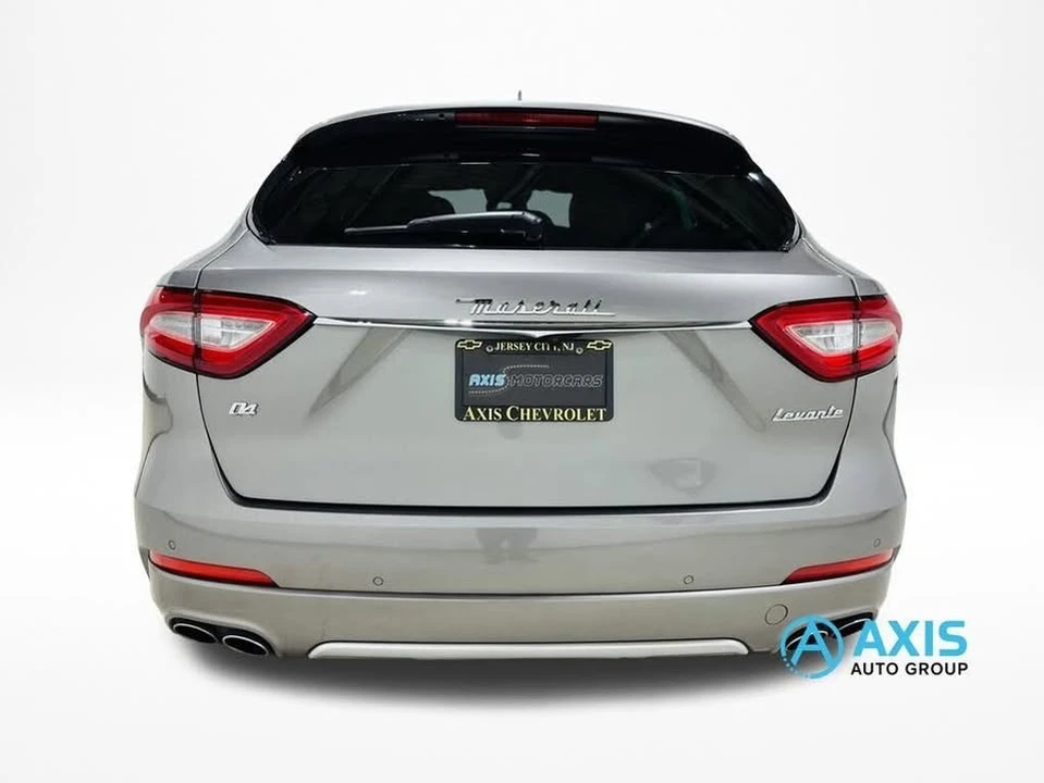 2019 Maserati Levante - Image 8 of 12