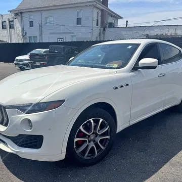 2019 Maserati Levante Q4