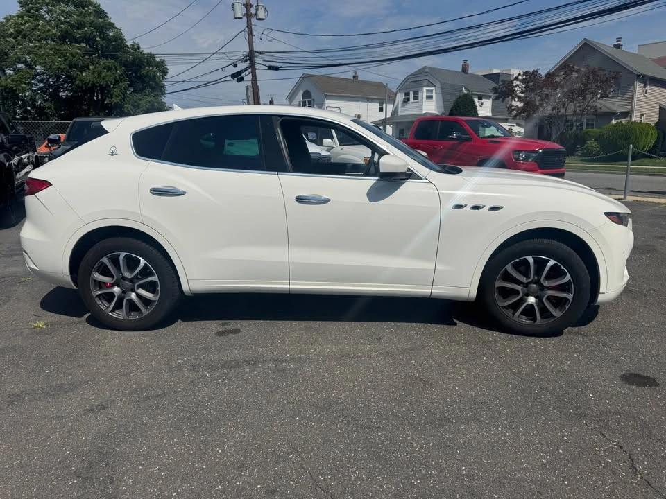 2019 Maserati Levante - Image 4 of 8