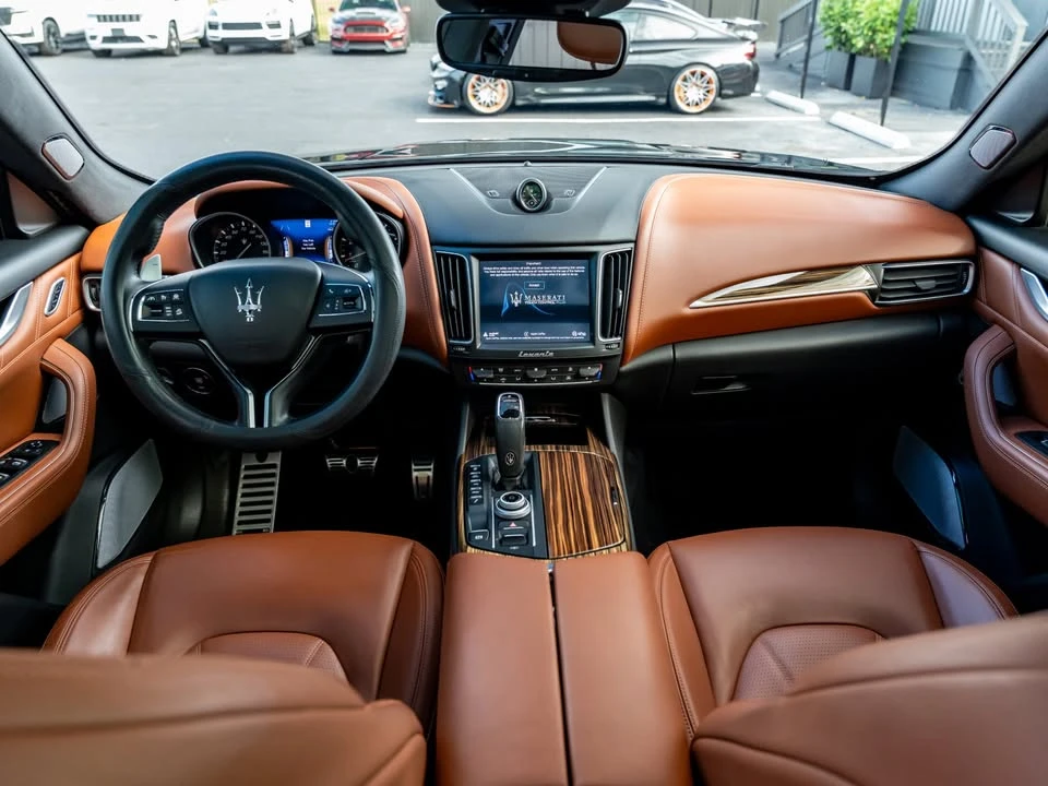 2019 Maserati Levante - Image 7 of 20