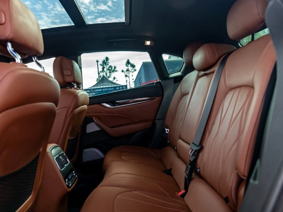 2019 Maserati Levante - Image 16 of 20