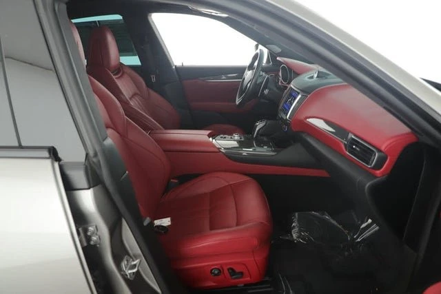 2019 Maserati Levante - Image 13 of 20