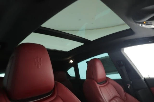 2019 Maserati Levante - Image 10 of 20