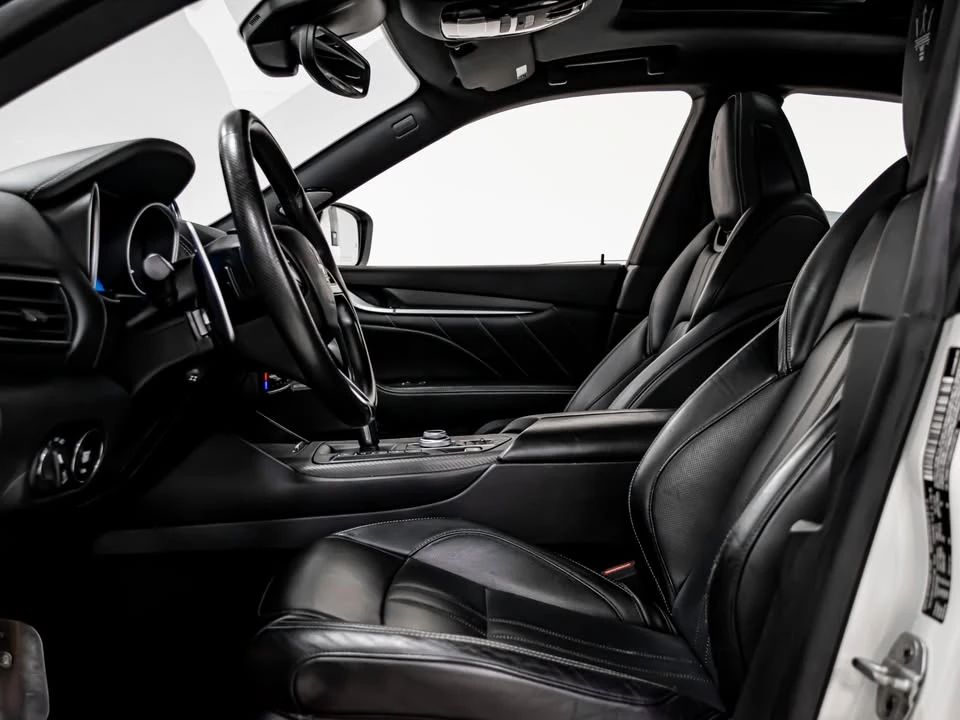 2019 Maserati Levante - Image 7 of 15