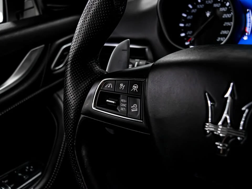 2019 Maserati Levante - Image 11 of 20