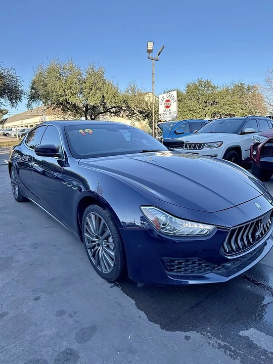 2019 Maserati Ghibli 3rd Gen - Image 2 of 9