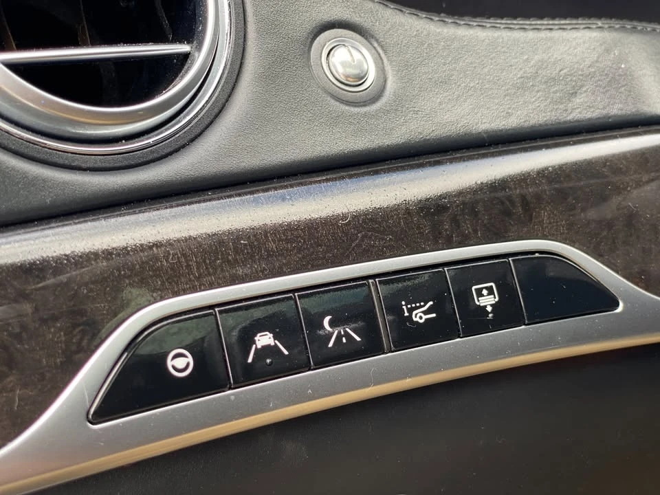 2019 Maybach - Image 16 of 17