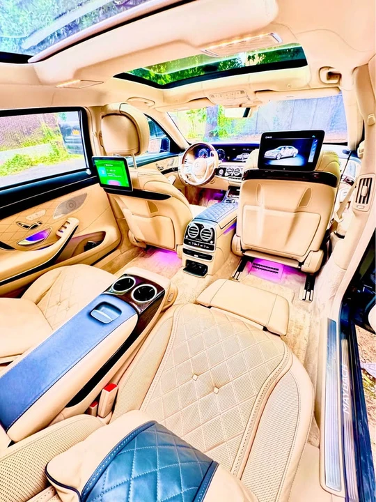 2019 Maybach - Image 13 of 18