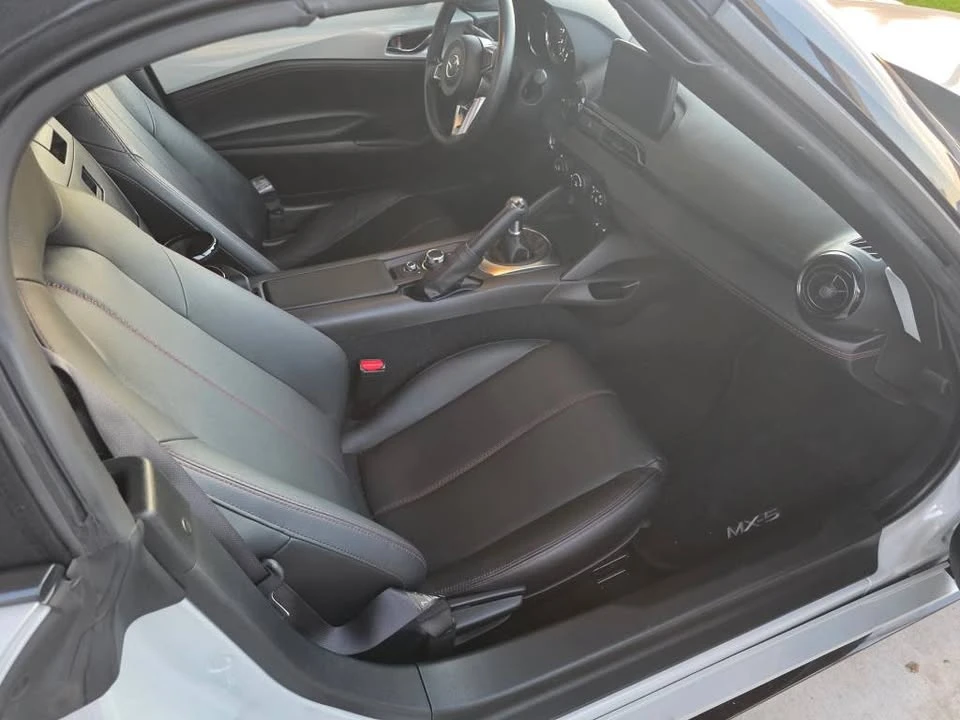 2019 Mazda ND MX-5 Miata - Image 9 of 10